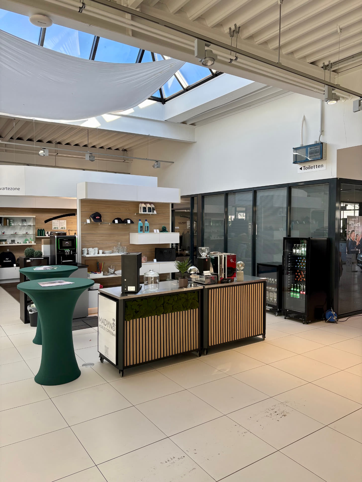 Madynio Mobile Coffeebar im Kundenzentrum des Škoda Autohauses Hülpert in Dortmund